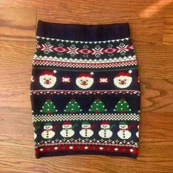 Santa Snowman Christmas Fair Isle Sweater Pencil Skirt Women’s Size Small Kitsch - Picture 7 of 7